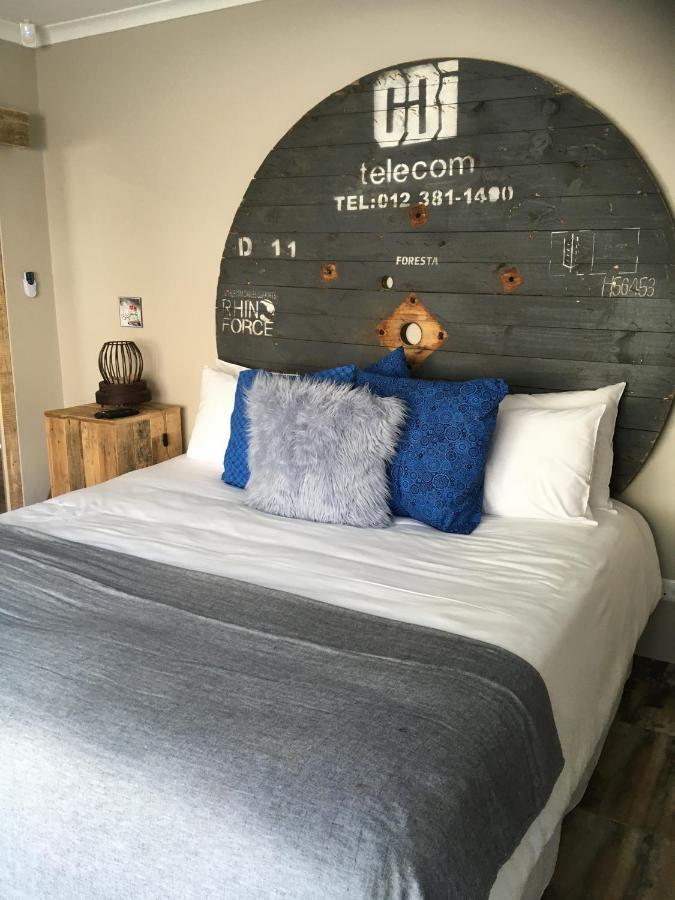 Log Inn East London Buitenkant foto